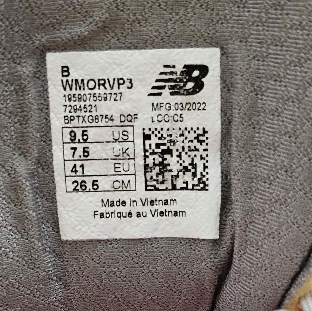 NEW BALANCE V3 Pink and Gray Athletic Running Shoes with Cushioned Midsole - Picture 4 of 5